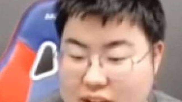小胖评价六耳强度。