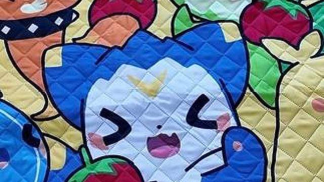 海底捞联名超大周边展示！