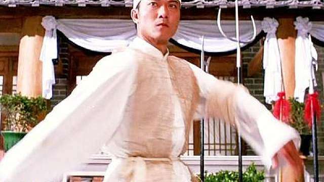 4.《精武英雄》李连杰巅峰之作，动作干净利落爆发力十足
