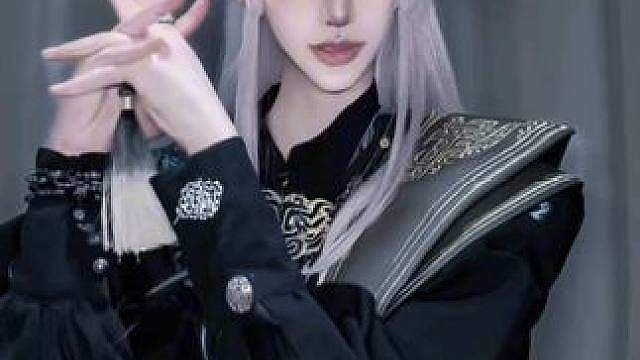 你送的胭脂扣，是我的心头忧