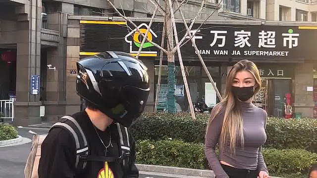 美女，留个联系方式