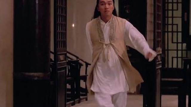 4.《济公》经典永不过时，这部电影艺术成分很高