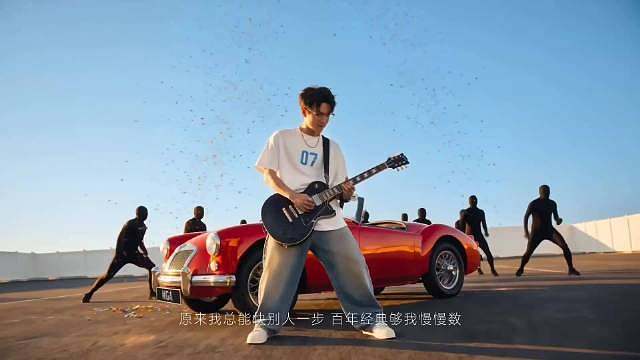 现在车企都卷到总经理亲自下场当rapper了？？不想当rapper的总经理不是好的总经理。 我真的笑