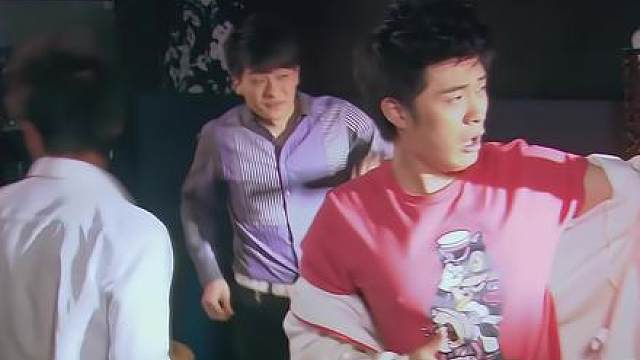 12.《爱情公寓2》01-12精彩剧情