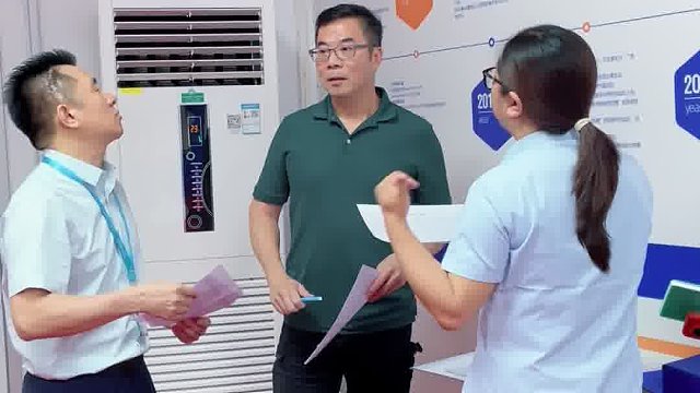到底怎么说？在线等。。。
