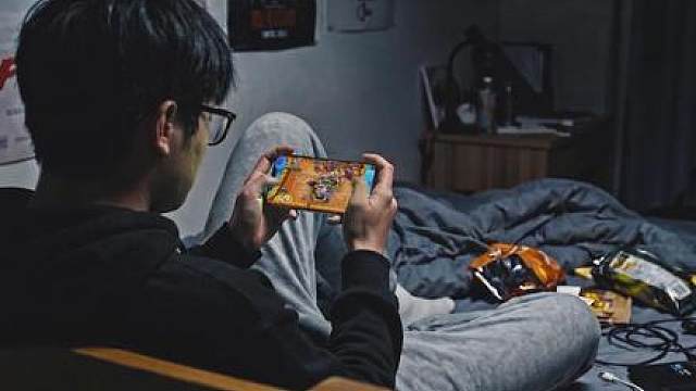 老八也能拯救世界