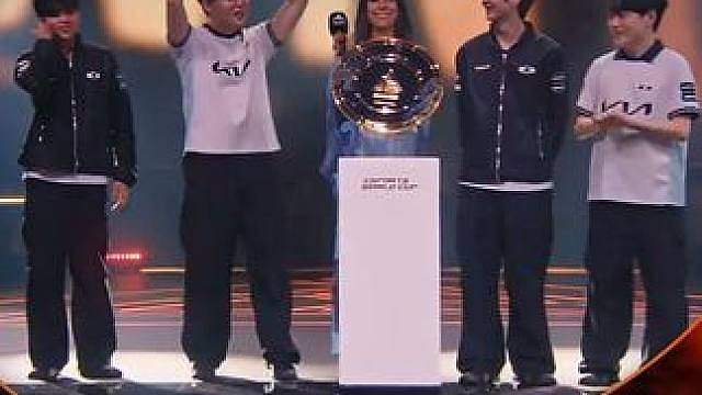Smash生日荣获MVP，场馆内千人齐唱生日歌