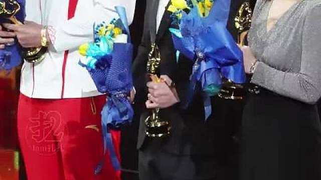 之夜那会儿就在想他们会不会客串电视剧，结果演上短剧了。 ​​​