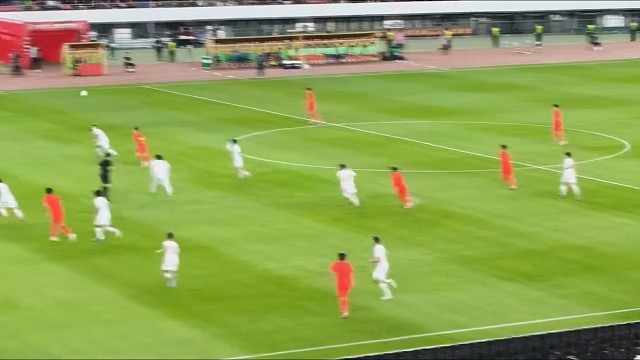 世预赛关键战拼到最后，国足 2-1 力克对手拿下宝贵三分#足球