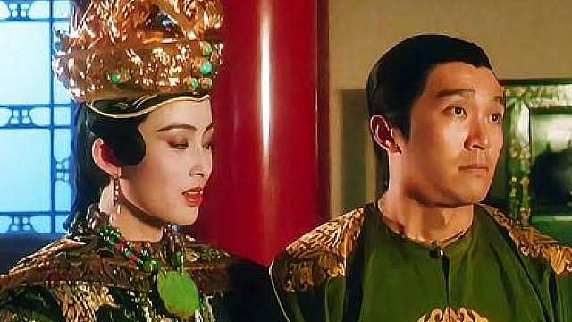 12.《鹿鼎记》经典永不过时，这部电影艺术成分很高