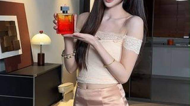 法颂借火香水