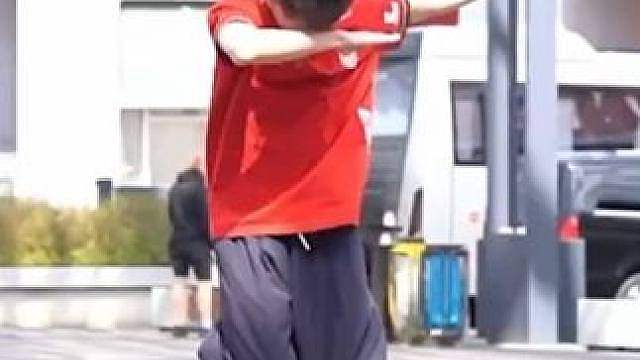 J. U. M. P.
大家准备好了吗？