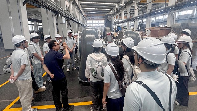 校企联动，共筑未来｜西安交通大学师生们莅临钛灵特压缩机无锡有限公司参观交流！