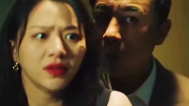 女孩上个厕所竟然被歹徒啪啪