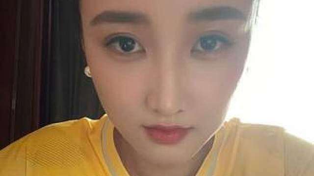 于总您好 我是您多年的超级粉丝您的东来羽毛球邀请赛 明年如果还办要组队的话可以邀请我一个吗？不知道于总能不能看到，麻烦我在许昌的粉丝球友们帮我转达一下！感谢感谢！在线追星
