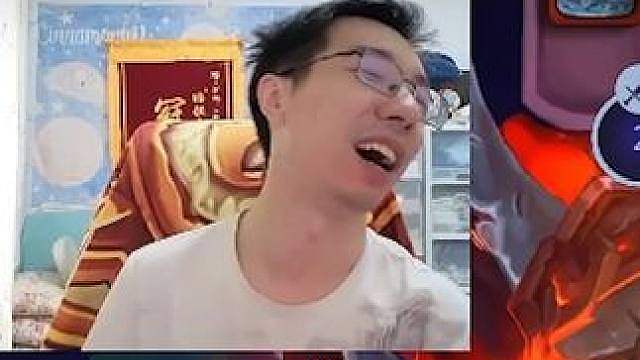 不是哪来的清洁器 哥，这明明是碧阿崔克丝带的
素材来源玩家投稿，也欢迎大家通过hs_submit