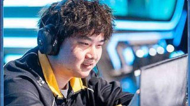 【亚洲杯赛区淘汰赛】第四日第四场第二轮
Wol.shen vs RW.MinMin
第二局：赤城红叶