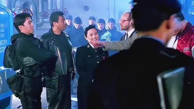 “曹达华组织虎，软硬通吃”