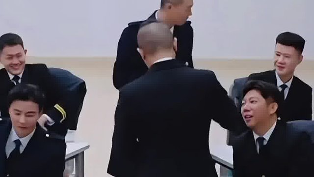 怕老婆会发达的！