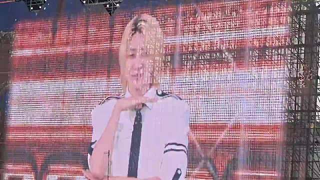 自出道以来徐明浩遭受线下anti的情况数不胜数，
更是因为gs不作为、个别群体的不在意和对维权的倒油