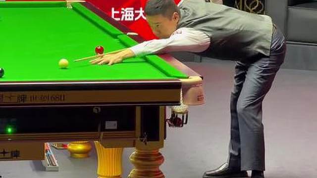 丁俊晖对战赵心童冲击147未打进第十五颗红球，单杆破百103分，2026斯诺克上海大师赛