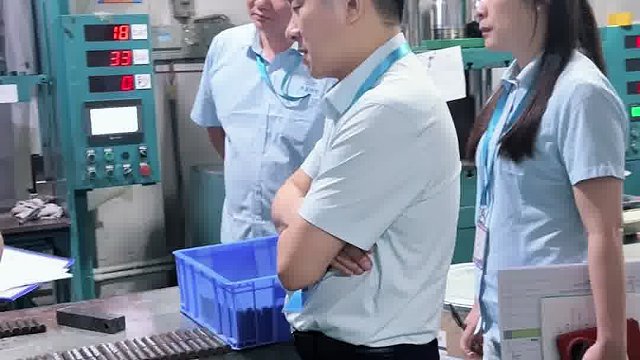 客户专程来访，咨询半导体波纹管密封