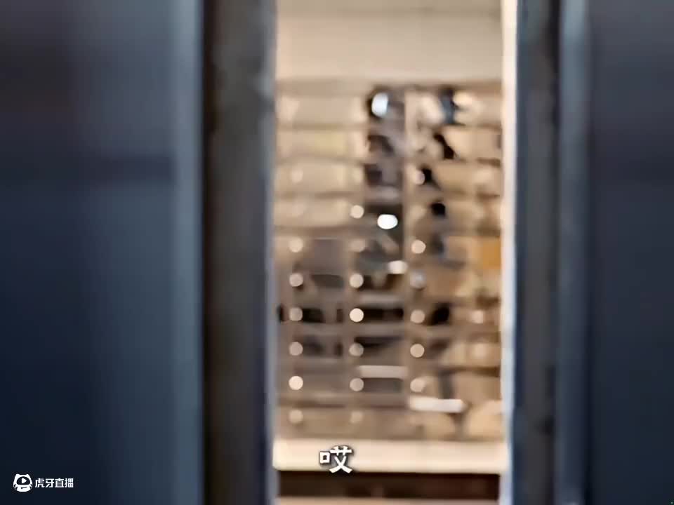 最后这个就有点过份了~