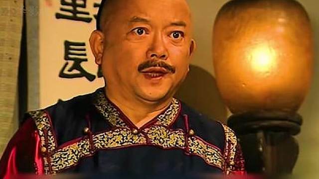 19.纪晓岚教给乾隆抽烟直接就把乾隆给抽晕了