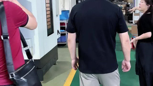 农机客户进厂考察，示意图详解农用车专用双唇胎圈