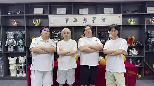 今晚狙击赛第四届收官之战，晚上22:30 出来面对我！
