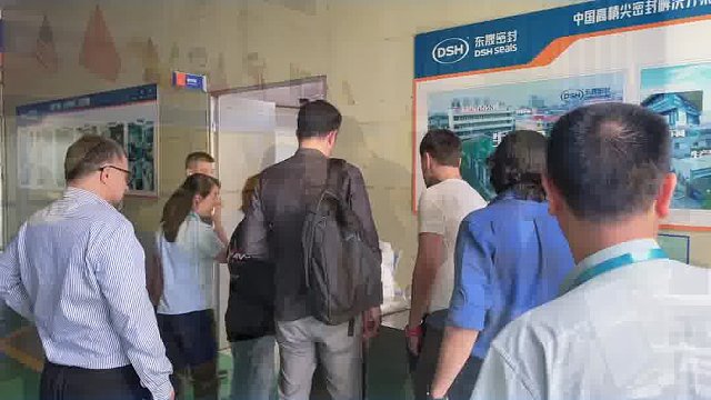家人们，今天带客户看密封圈，客户直接“破防”了