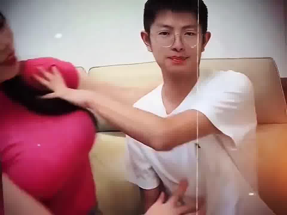 tmd凭什么你戴眼镜我也戴眼镜，为什么差别这么大