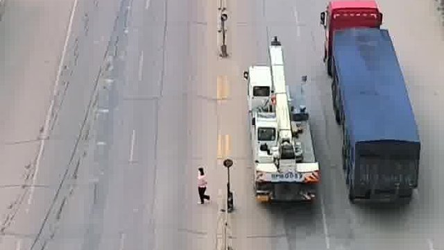 为什么大货车没礼让行人？