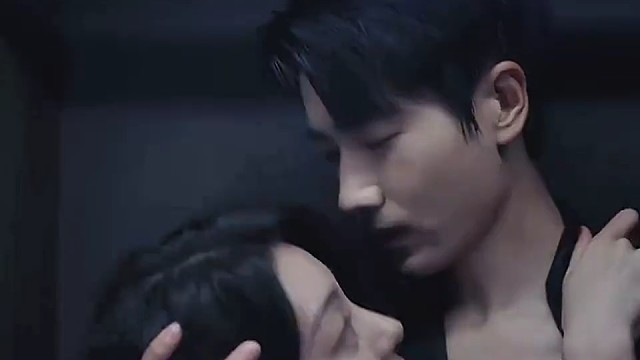 这诱惑力谁能扛得住#超甜吻戏来袭 #高甜吻戏来袭 #这部剧太上头了 #霸道总裁