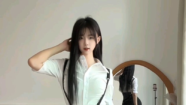 听说这个bgm里全是美女