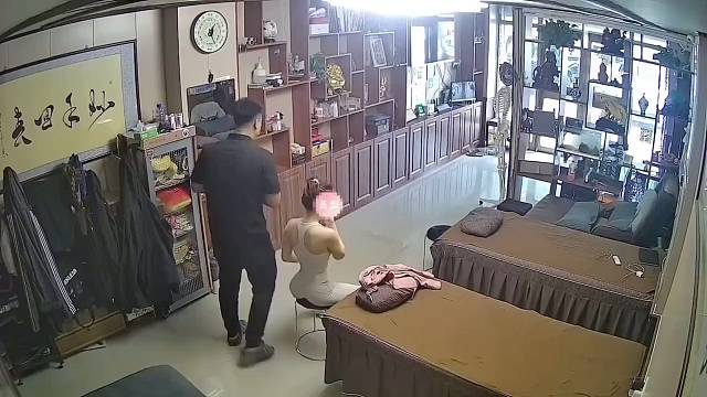 花开的正艳。你不看，倒显得你不解风情了