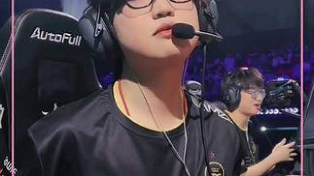 我到底从哪里能找这么多又打瓦又听kpop的同担呀