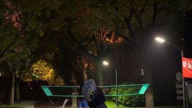 生命力的褶皱都会变成舒缓的云飘去 我们依旧有珍惜的一切