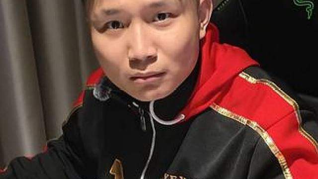 是谁在比赛台上？是你蛋神！