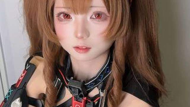 想摸摸小耳朵