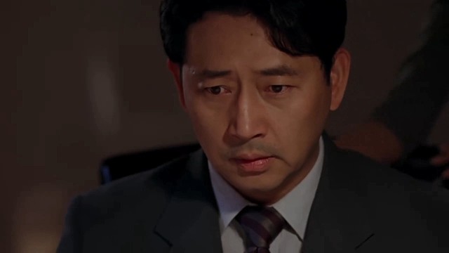 男人冷淡妻子十年遭妻子强迫，结果才知道妻子有多香