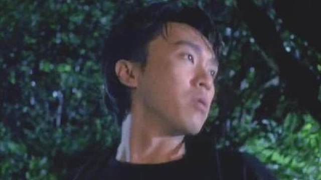 3.《无敌幸运星》星爷戏弄大傻叽叽叽叽