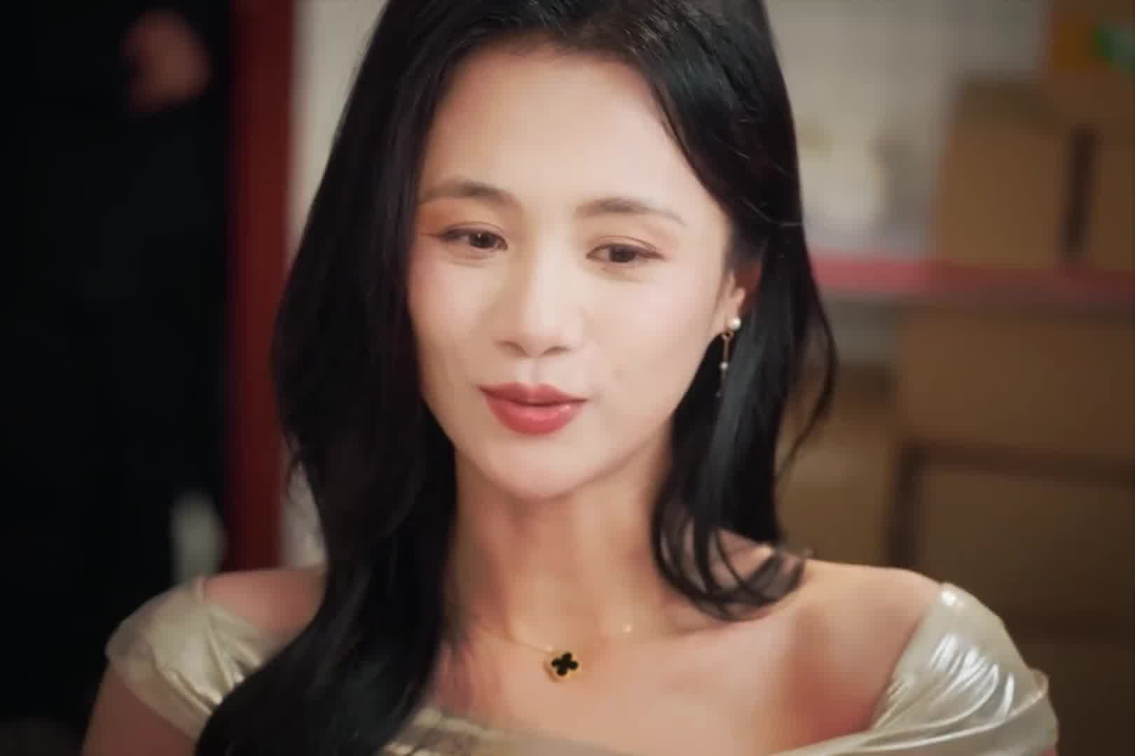 谁家好人穿越来第一件是就是要进局子啊