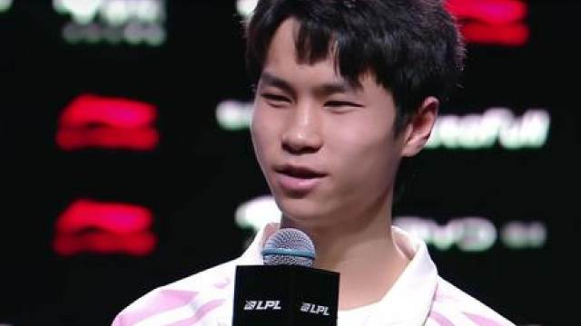 替补席到六连胜：我必须考虑这是不是我此生仅有的机会 以wenbo第一人称视角带你领略wenbo这两周的成长（旁白为ai配音）