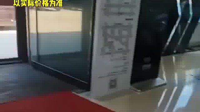 男子感叹为什么为人找他买车，镜头一转，网友们看呆了