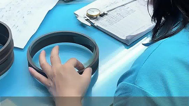 年少觉得进密封厂没前途，现在才懂安稳最幸福