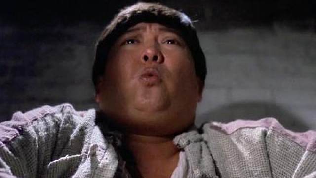 34.90年港片神作，英叔肥宝联手大战南疆邪巫