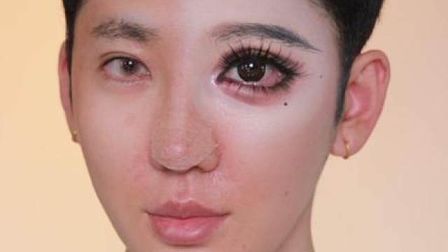 新手怎么把眼睛画大 万用萌妹眼妆教程跟练版