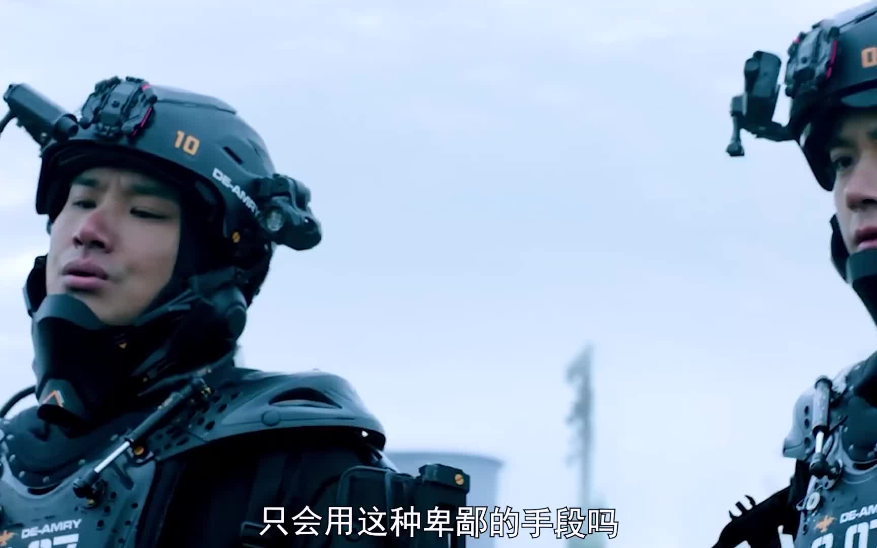 胆小的新兵被老兵嘲笑是个怂蛋