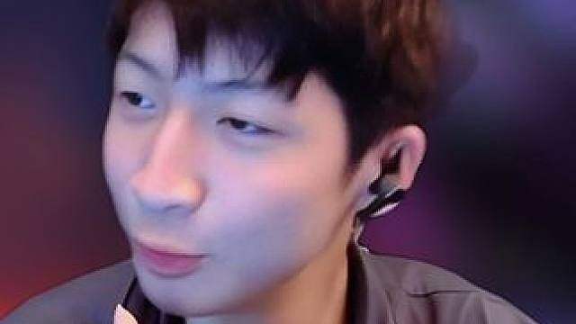 小超梦被虐后痛定思痛，剑魔vs狗头打了场复活赛，从始至终要素拉满！ #